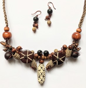 bijoux-alex-yell-velasie-parure-collier-boucles-d-oreilles.jpg