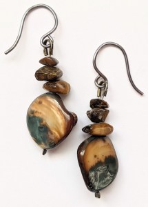 bijoux-alex-yell-shawn-parure-collier-boucles-oreilles-labradorite-oeil-tigre-pierres-naturelles-3.jpg