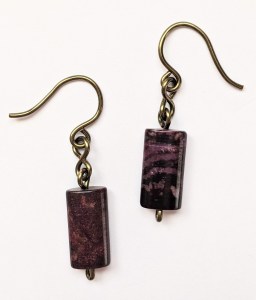 bijoux-alex-yell-hanita-parure-collier-boucles-oreilles-pierres-naturelles-amethyste-grenat-2.jpg