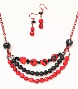 bijoux-alex-yell-yudith-parure-collier-boucles-oreilles-pierres-naturelles-agate-corail-pierre-de-lave-4.jpg