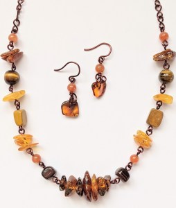 bijoux-alex-yell-simeon-parure-collier-boucles-oreilles-pierres-naturelles-cornaline-oeil-de-tigre-ambre.jpg
