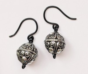 bijoux-alex-yell-puxie-parure-collier-boucles-oreilles-pierres-naturelles-corail-3.jpg