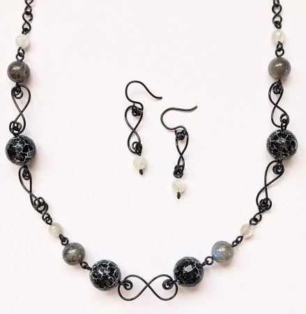 bijoux-alex-yell-ontwan-parure-collier-boucles-oreilles-pierres-naturelles-agate-labradorite-pierre-de-lune.jpg