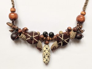 bijoux-alex-yell-velasie-parure-collier-boucles-d-oreilles-2.jpg