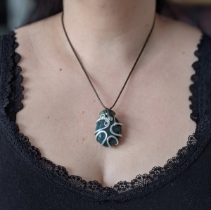 bijoux-alex-yell-cayoi-collier-pendentif-pierres-naturelles-agate-mousse-jade-aventurine-2.jpg
