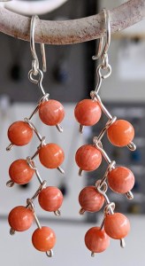 bijoux-alex-yell-glossom-boucles-oreilles-pierres-naturelles-corail.jpg