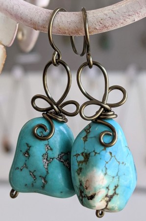 bijoux-alex-yell-leny-boucles-oreilles-pierres-naturelles-turquoise.jpg