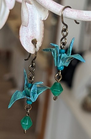bijoux-alex-yell-boucles-d-oreilles-en-origami-EBOR269Sounai.jpg