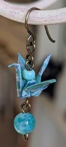 bijoux-alex-yell-boucles-d-oreilles-en-origami-EBOR274Egnes.jpg