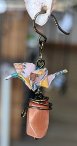 bijoux-alex-yell-boucles-d-oreilles-en-origami-EBOR276Voï.jpg
