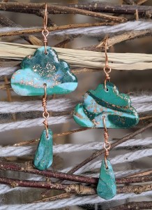 bijoux-alex-yell-boucles-d-oreilles-nuages-pate-polymere-EFIM134Griny.jpg