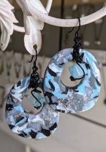bijoux-alex-yell-boucles-d-oreilles-pate-polymere-grandes-boucles-d-oreilles-EFIM026Lexie.jpg