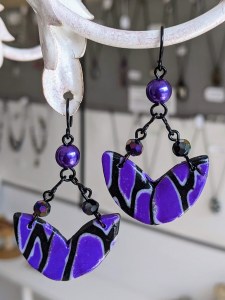 bijoux-alex-yell-boucles-d-oreilles-pate-polymere-grandes-boucles-d-oreilles-EFIM037Carmie.jpg