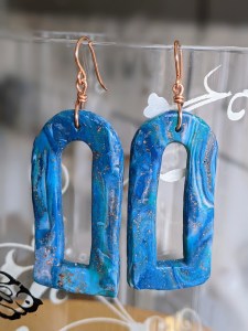 bijoux-alex-yell-boucles-d-oreilles-pate-polymere-grandes-boucles-d-oreilles-EFIM094Bambi.jpg