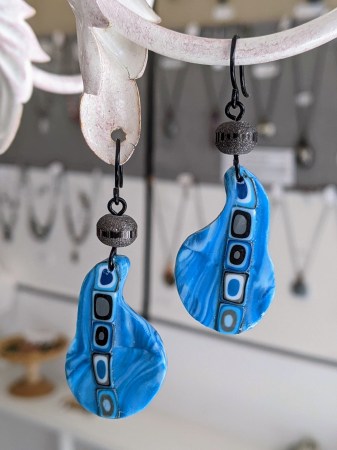 bijoux-alex-yell-boucles-d-oreilles-pate-polymere-grandes-boucles-d-oreilles-EFIM151Precia.jpg