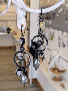 bijoux-alex-yell-grandes-boucles-d-oreilles-en-aluminium-EBAL048Jen.jpg